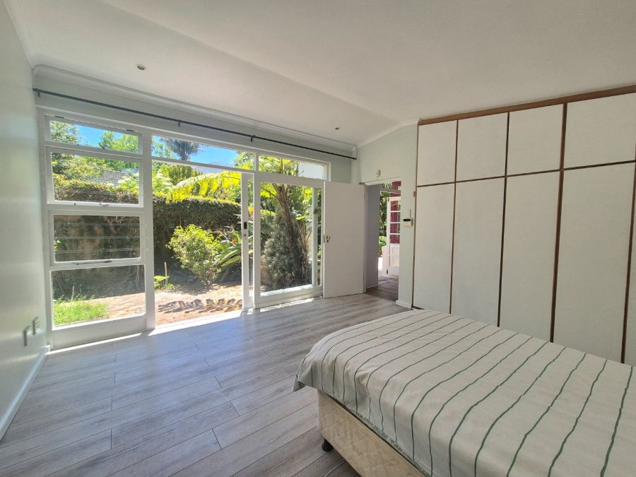 5 Bedroom Property for Sale in Heatherlands Western Cape